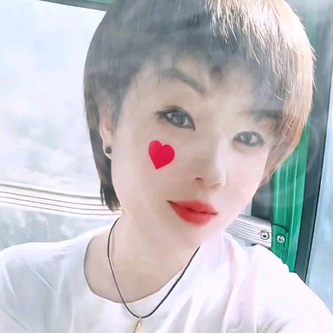爱可以简简单单，但不可以随随便便