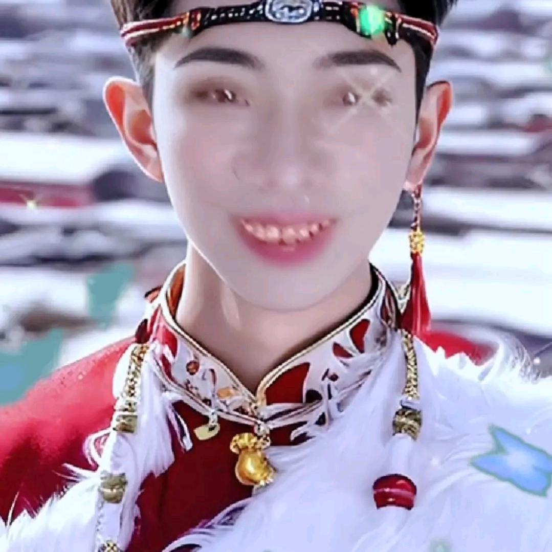 杨大师（每晚七点开播至九点）