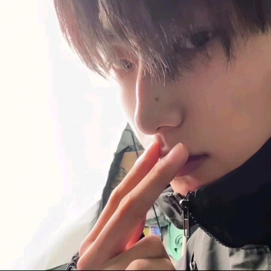 何春秋