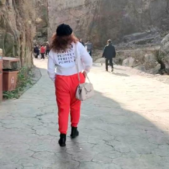 月儿