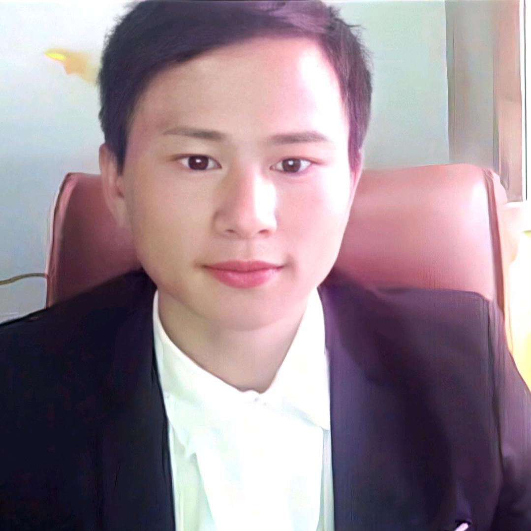 许泽龙