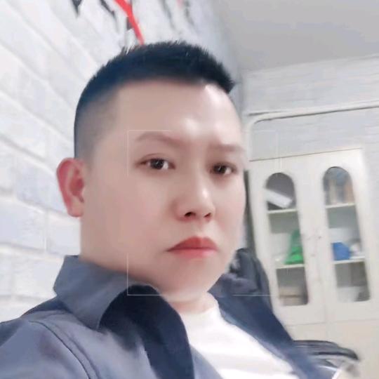管正秋