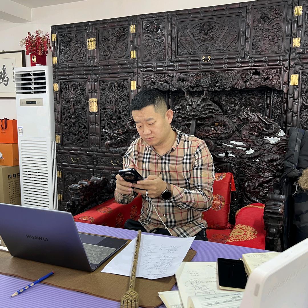 王小亿