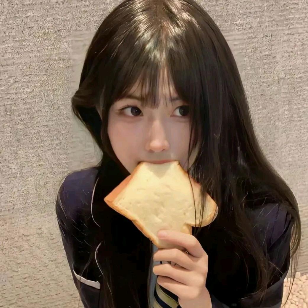 小鱼（＾ｖ＾）