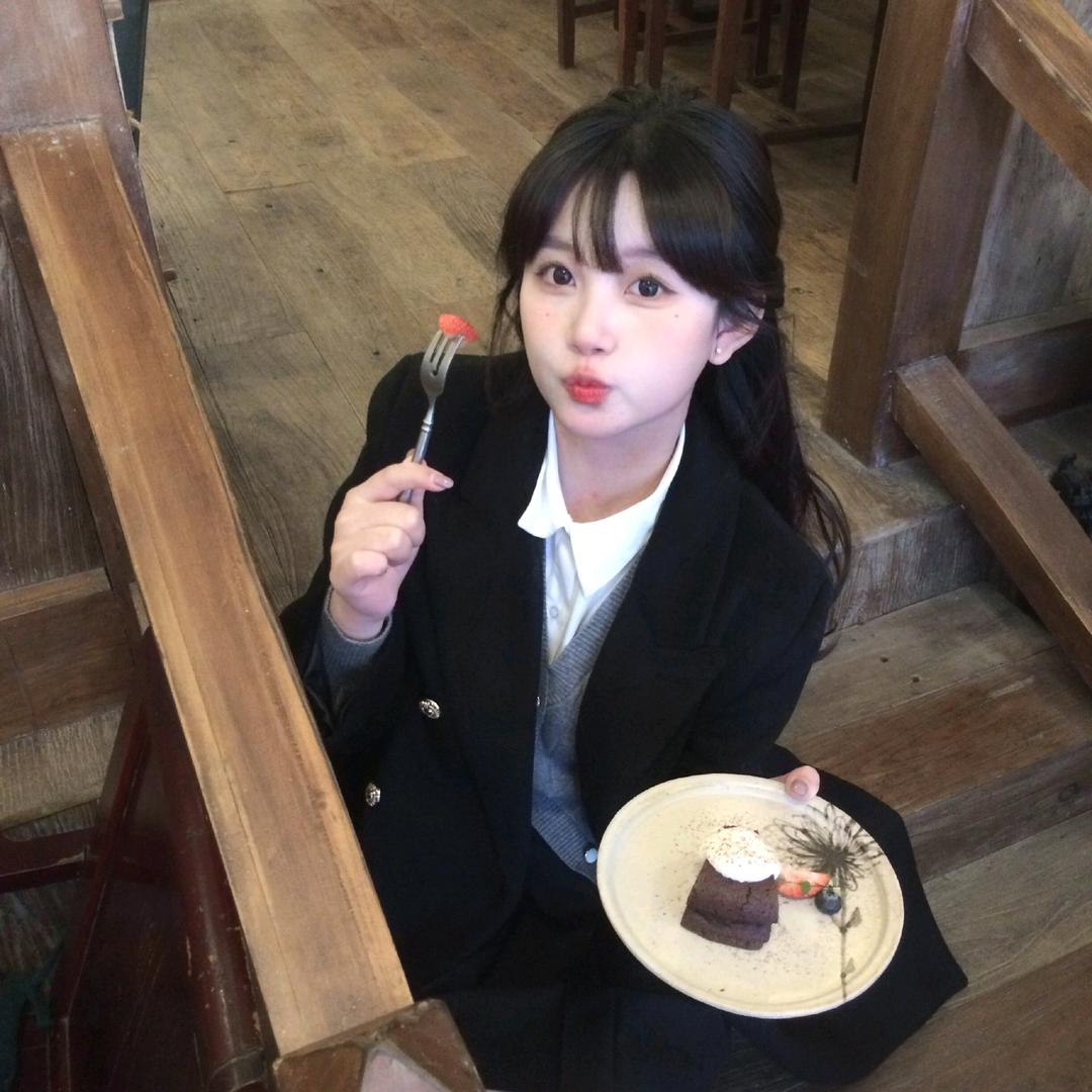 一口吃不饱