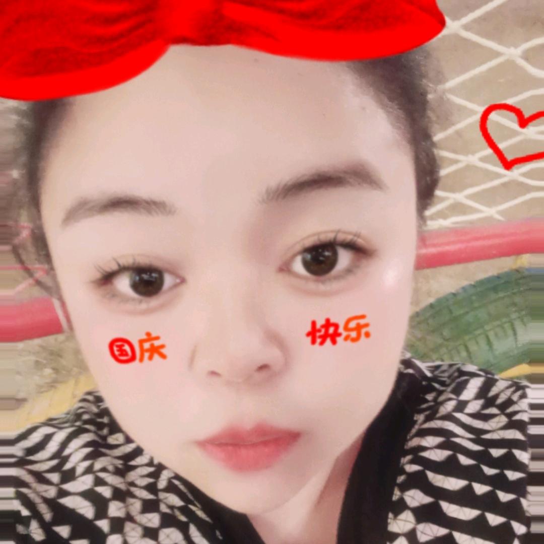 侗妹竹子