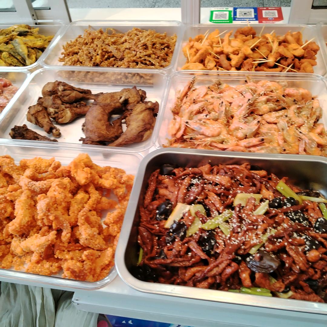 杨家烧鸡熟食店