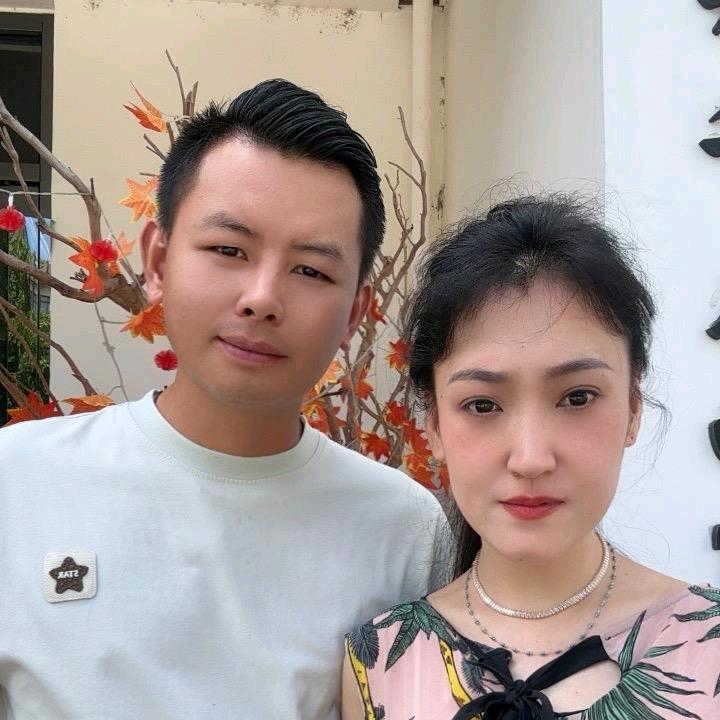 亭伊百货商行