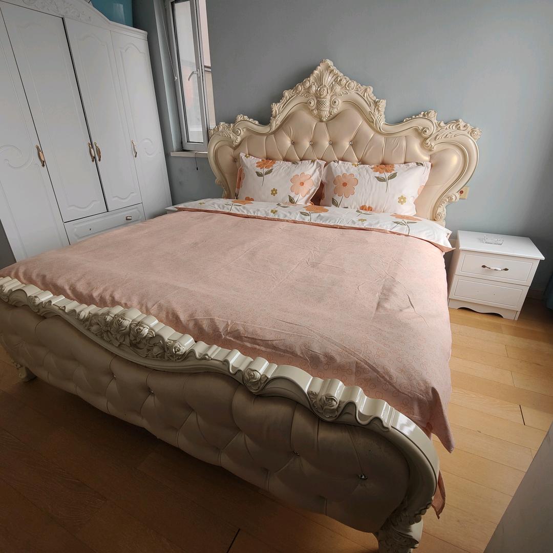 东疆港民宿小伙