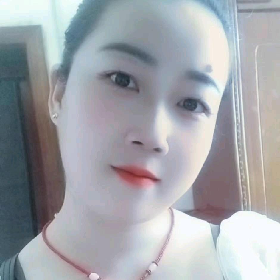 周伟莉