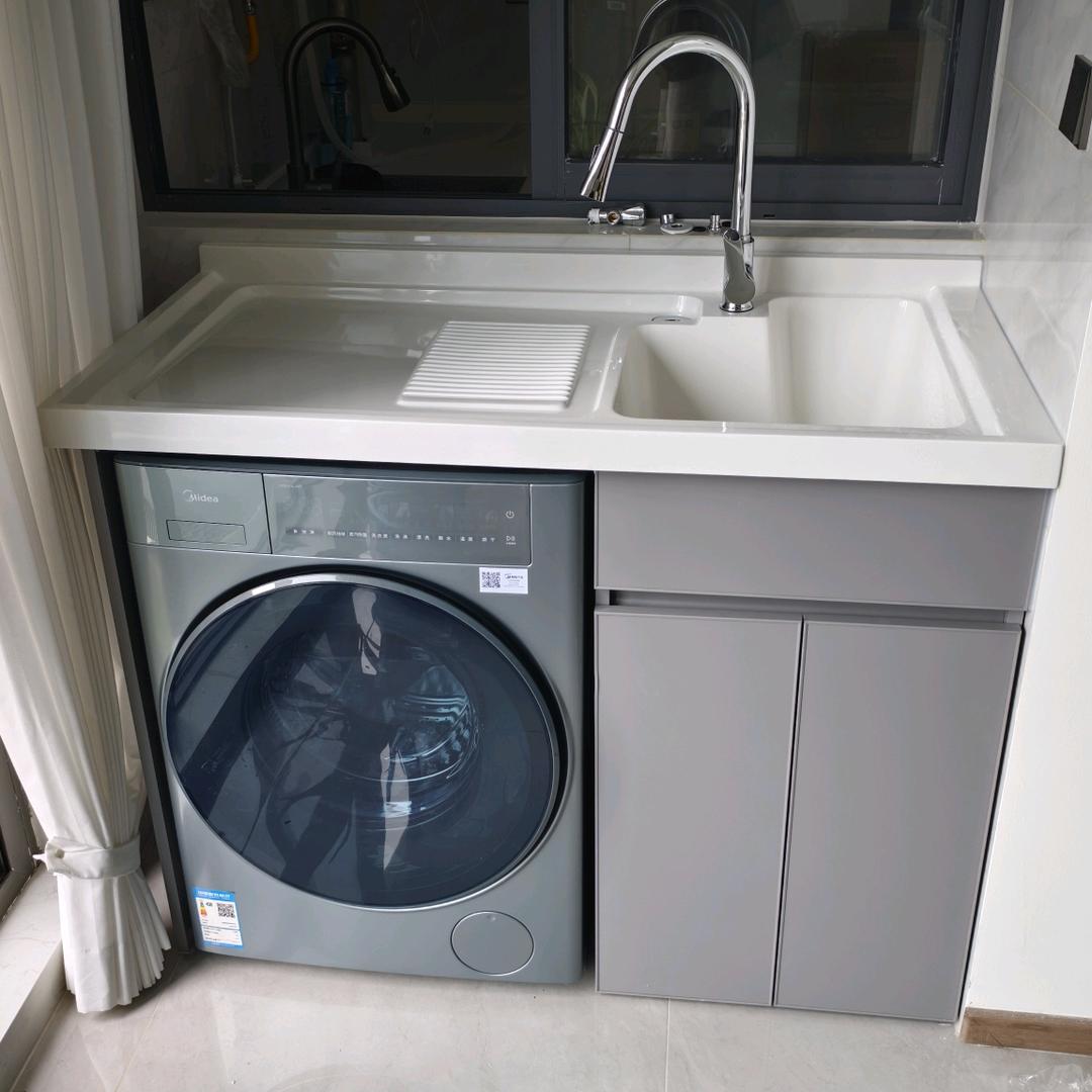 @重庆阳台洗衣柜定制工厂