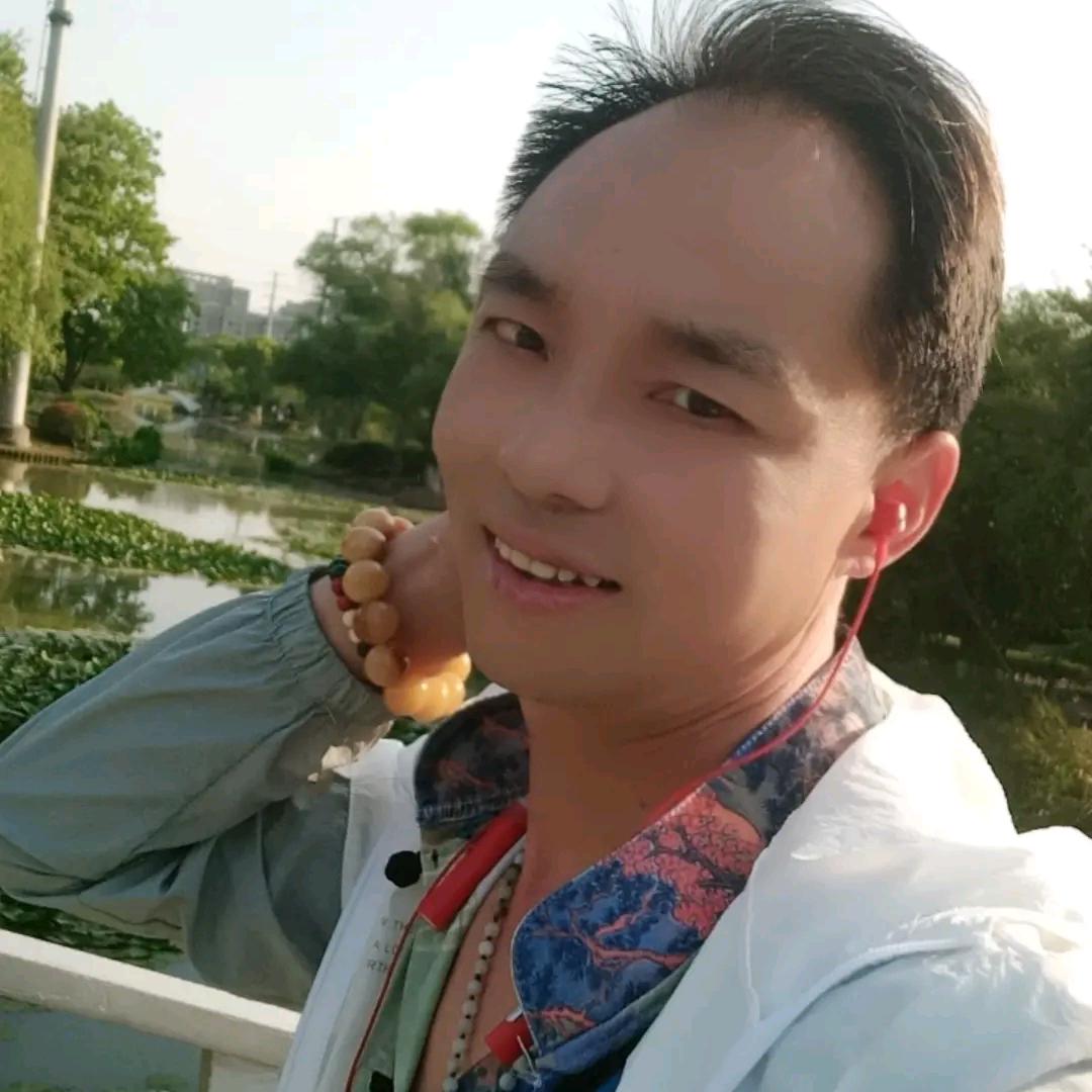 为了儿女而奋斗