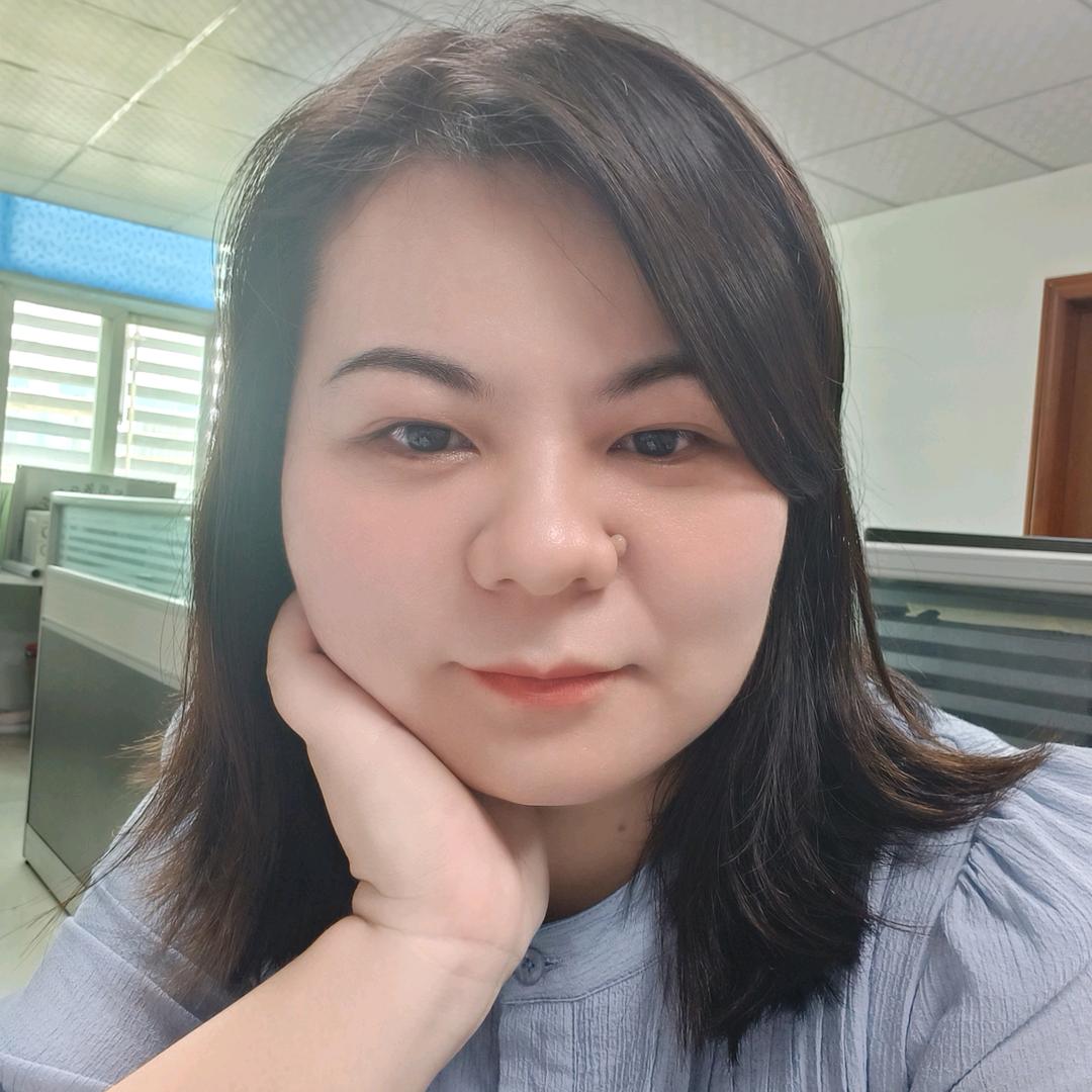悦悦穿搭