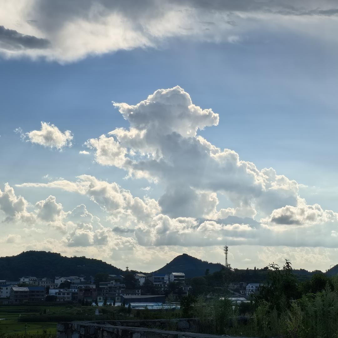 鏻