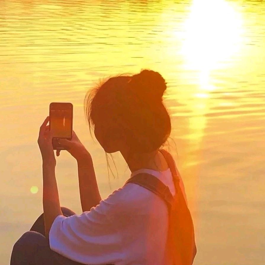 庄同学👩🏻‍🎓