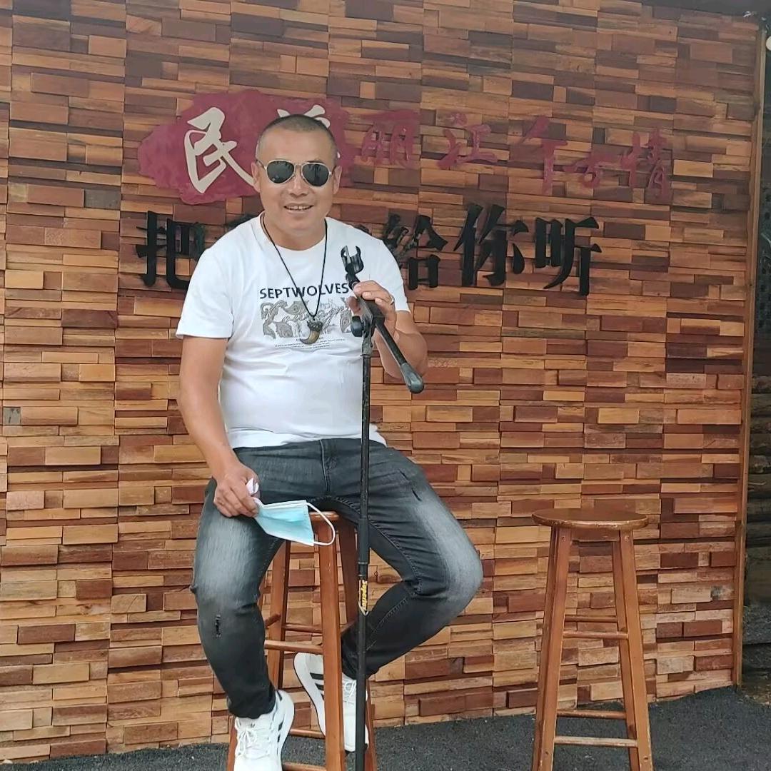 云南曦泰工程机械租赁有限公司兴武哥