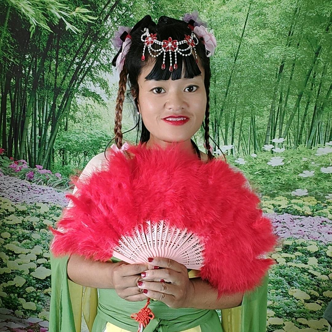 芳芳🌺（大号同名下午3：10开播）