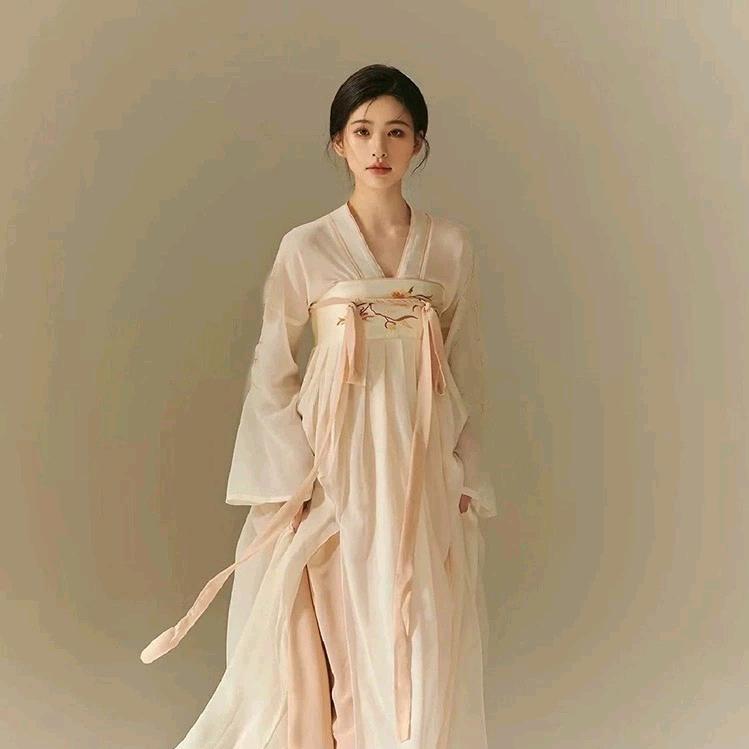 一一轻奢服饰