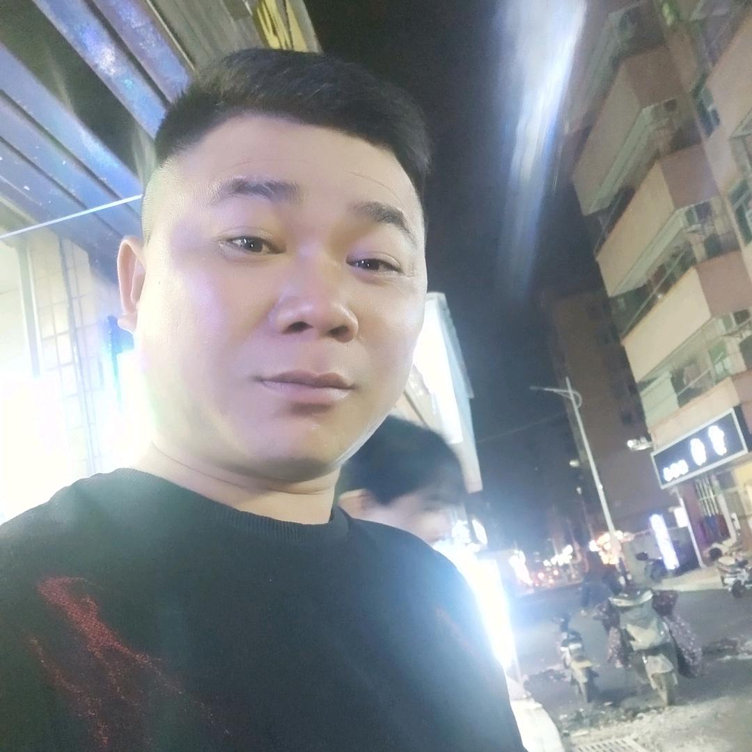 隔壁老黄