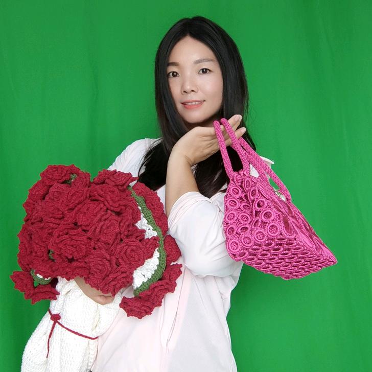 玲珑天天在跳舞