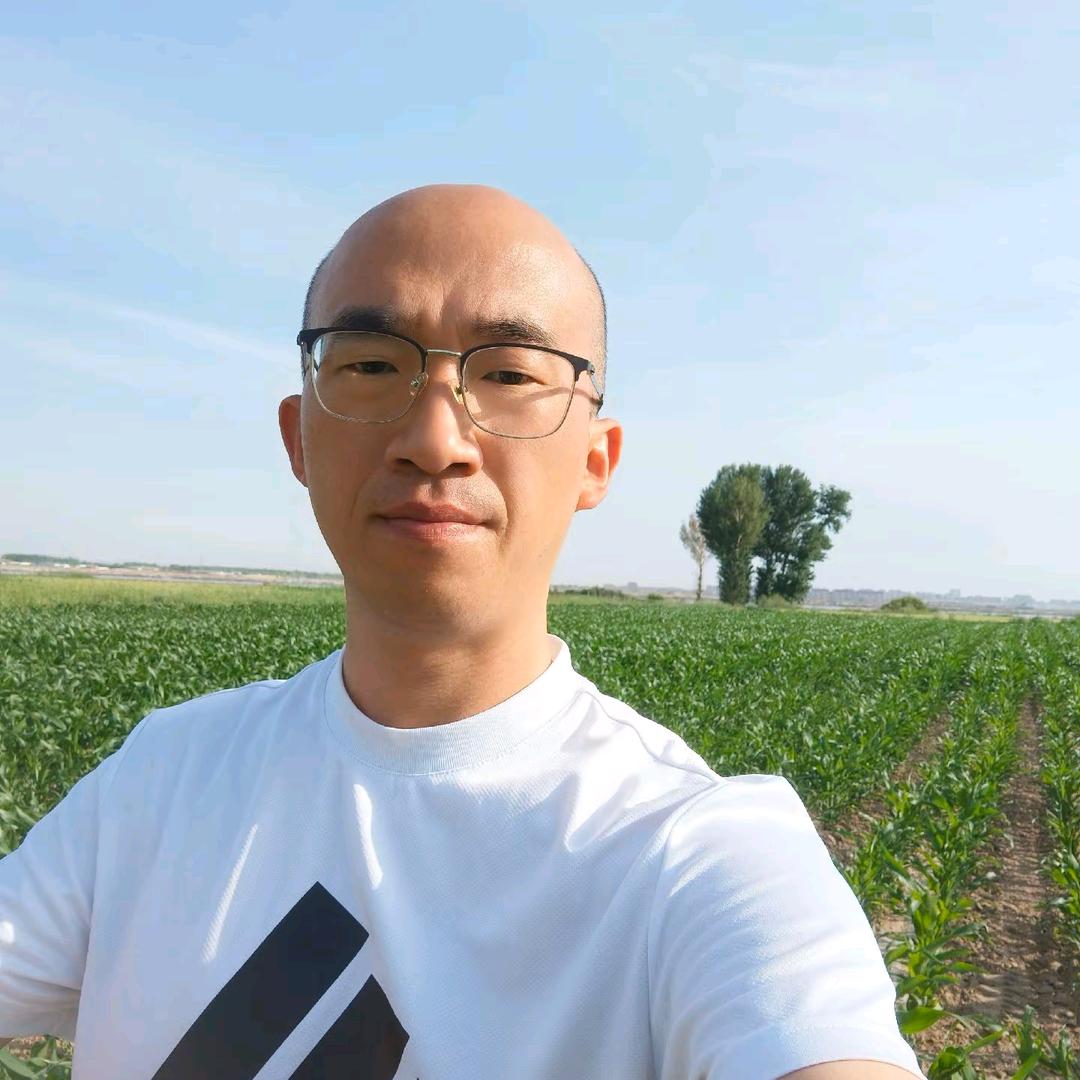 王国庆—天意商场北门—手机贴膜