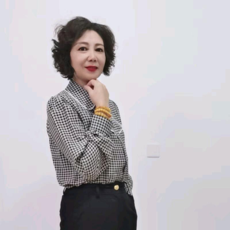 芬姐女装🍁