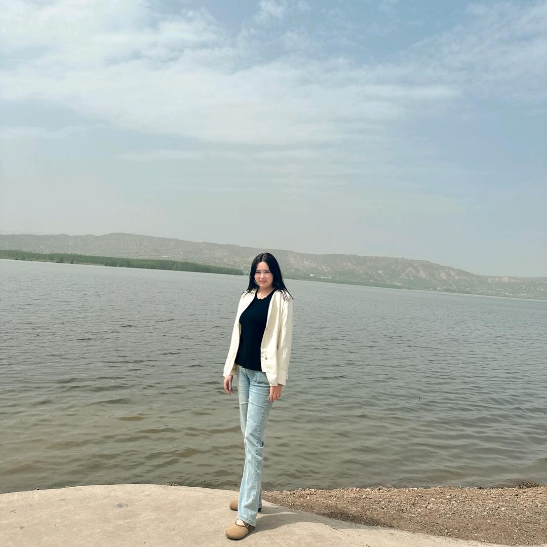 阳光再美，也不属于我