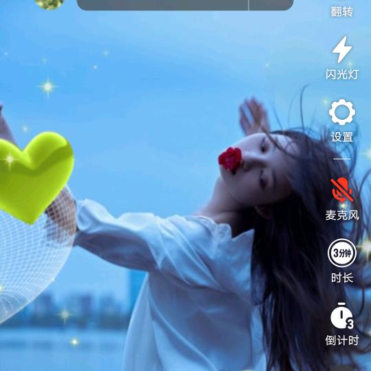 伤心的人眼里有泪的人😭