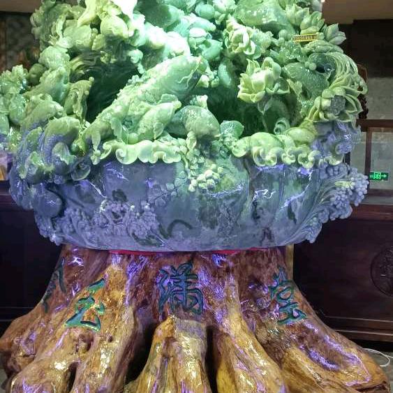 知   足   是   福