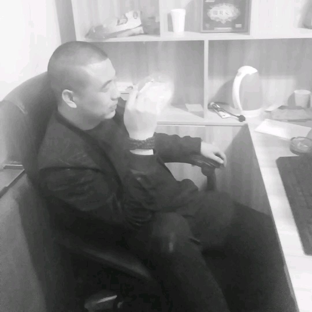 《摔跤小西瓜、》