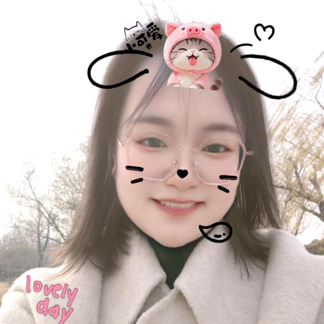 燕莹开心快乐飞起