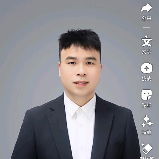 玛斯兰德房产销售小阳
