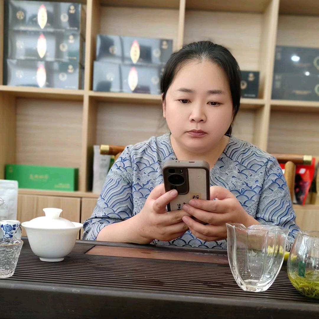 恩施做茶的李林