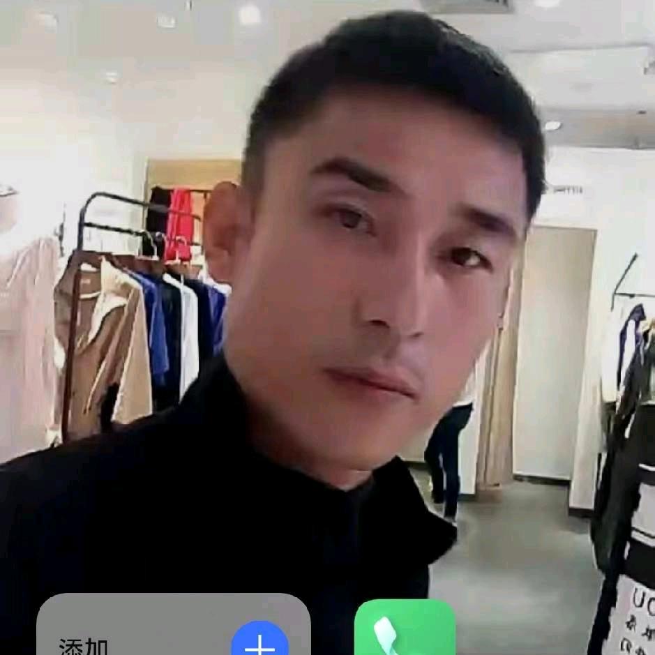 救世组一员