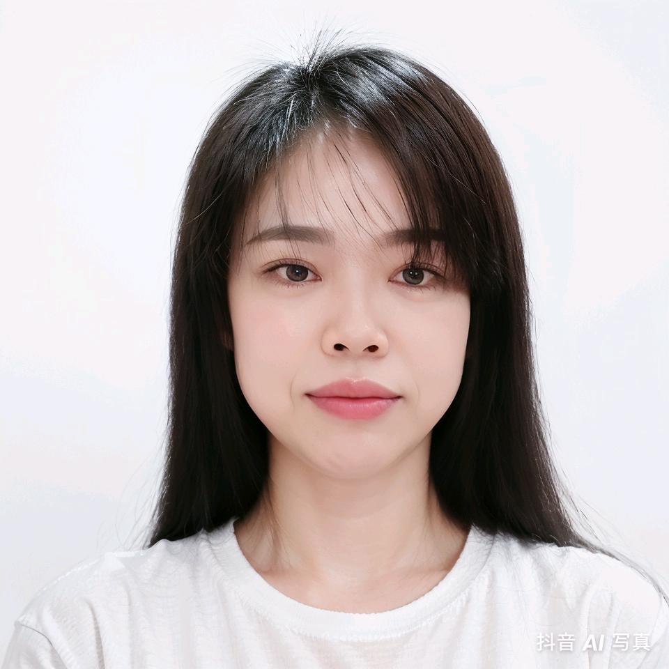 梁墨墨