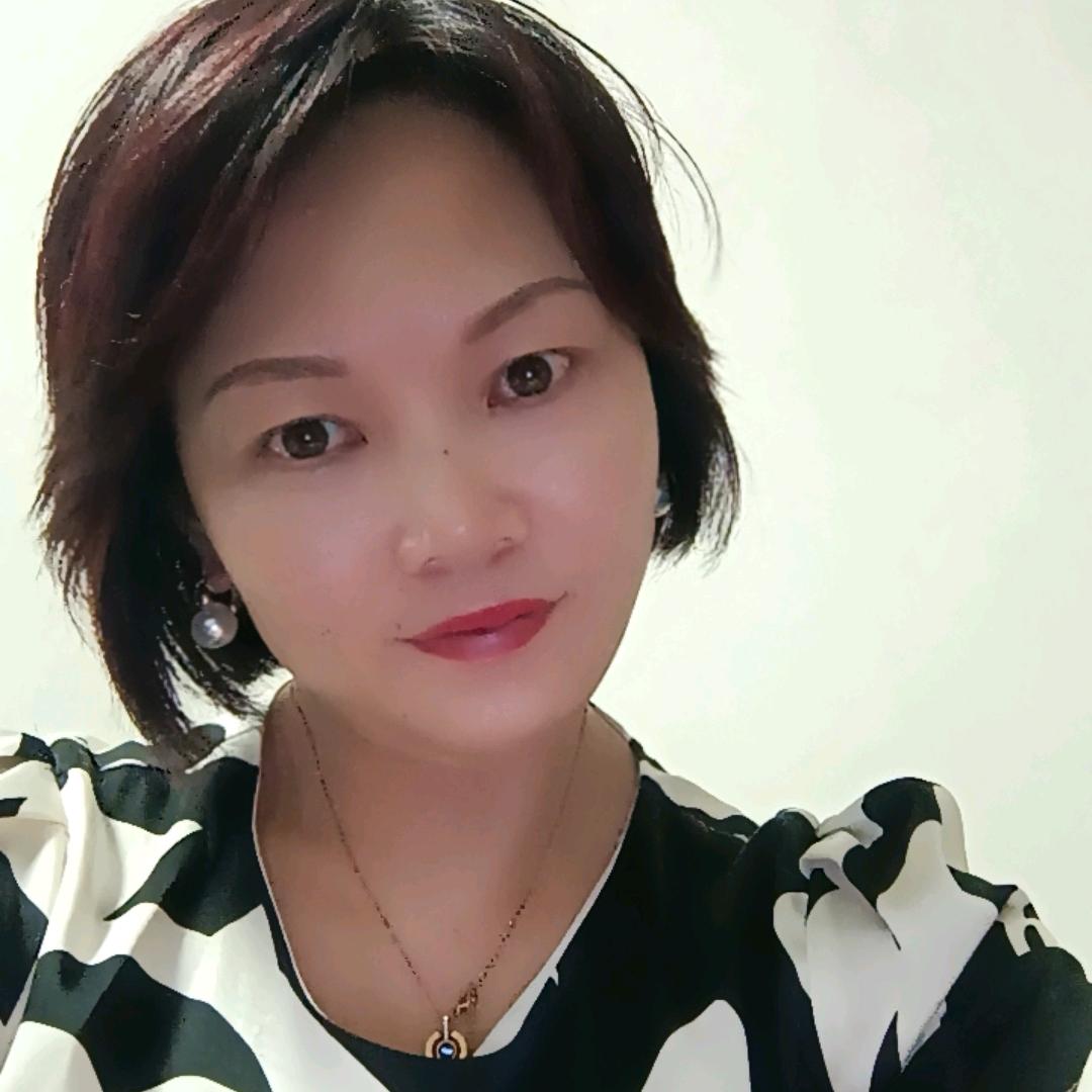 唐素蓉寿百年寿险顾问