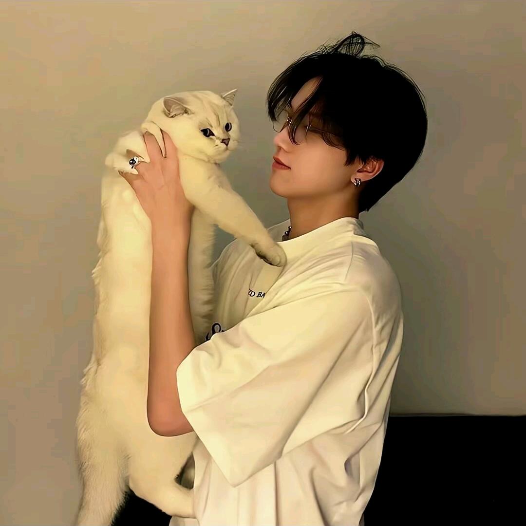 永远爱❤️依莫