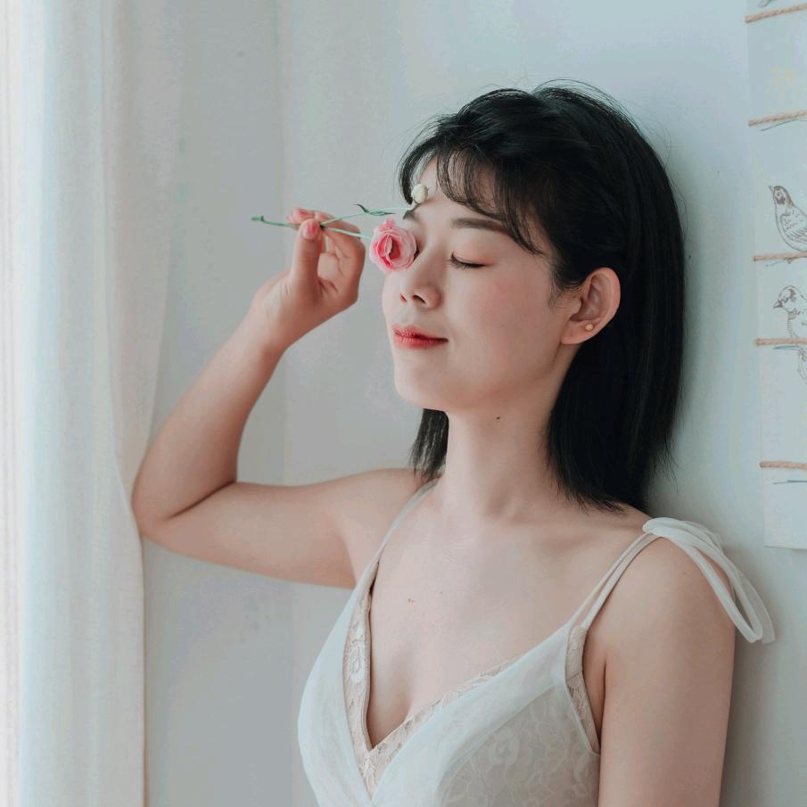 @月甜甜（欠予希荣耀之巅）