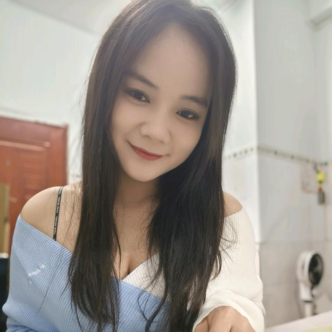 顾小悠(单亲带2妞）