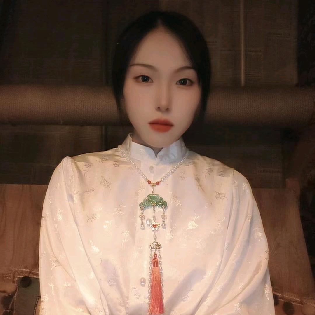 付萍玉（请别一直赞）