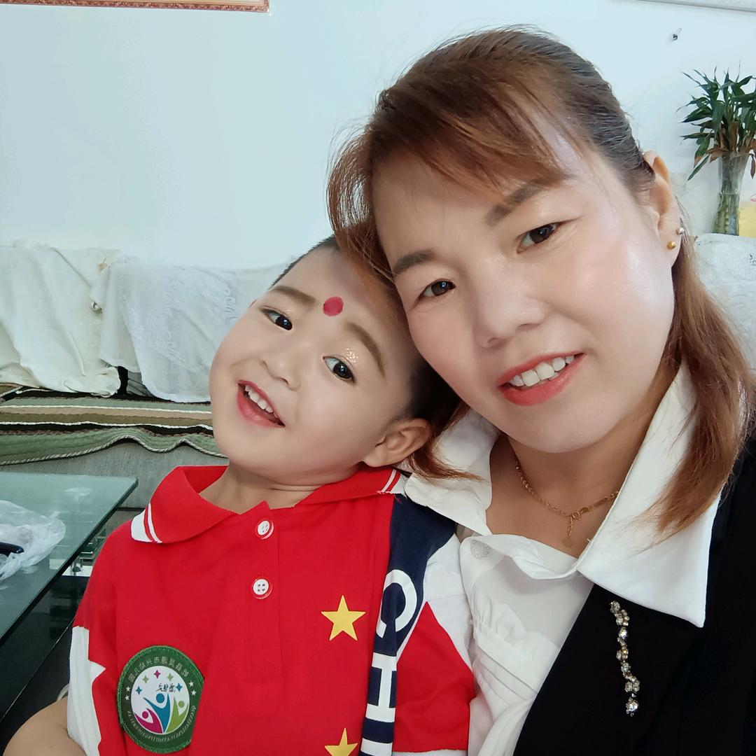 小鱼儿，守着我的宝贝，单亲妈妈