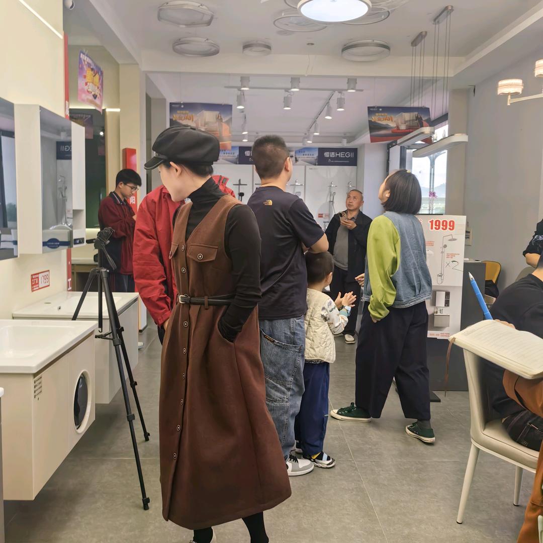 南充晨阳卫浴批发工厂店