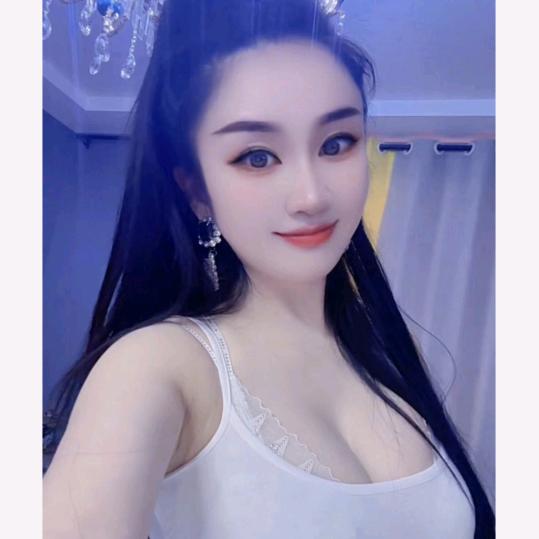 玲玲吖