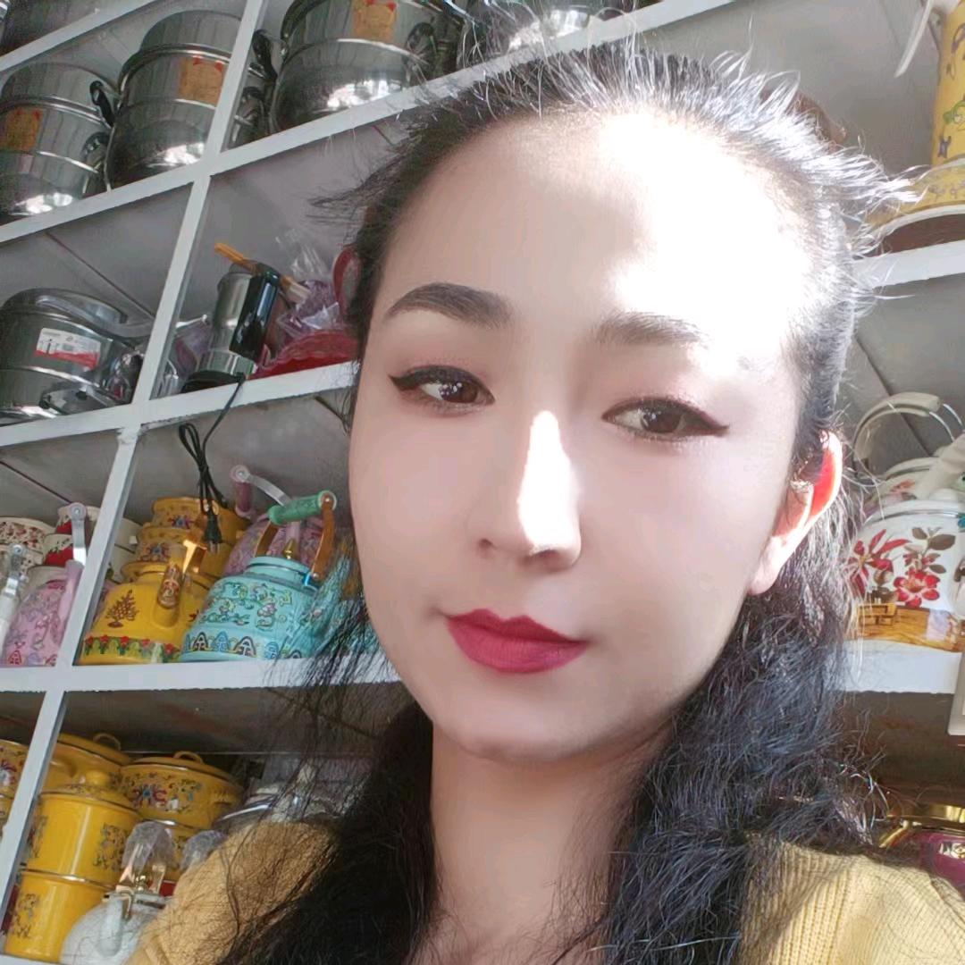 古丽厨房生活用品批发中心