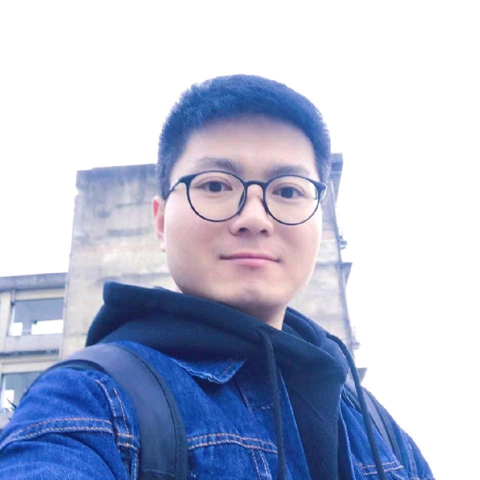 大眼睛小叔
