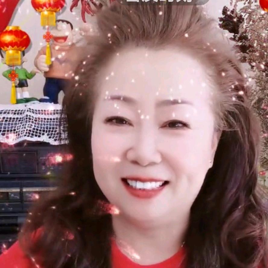 红艳艳姐