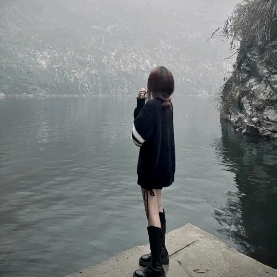 小哭包₍˄·͈༝·͈˄*₎◞ ̑̑