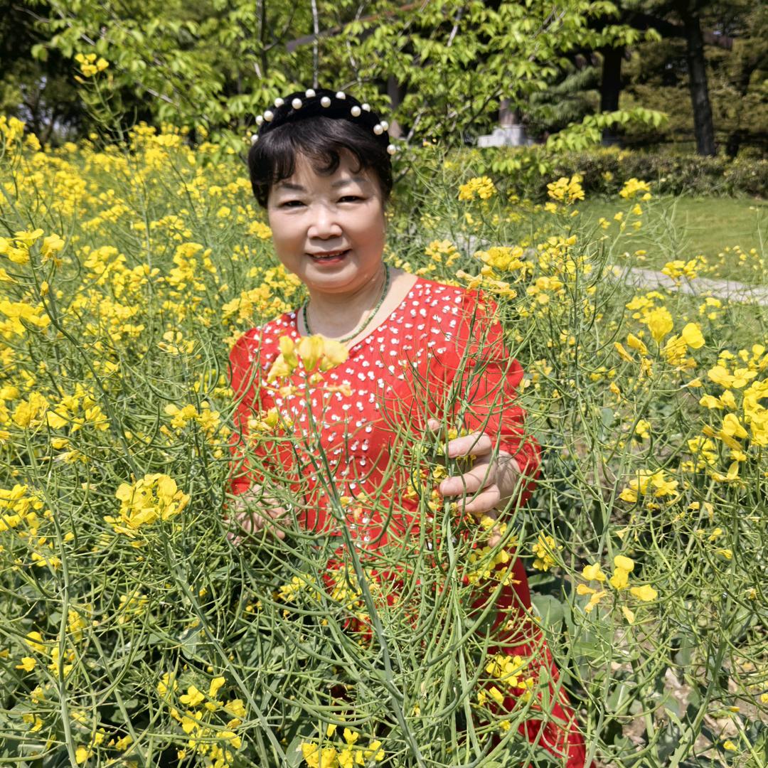在水一方周凤英