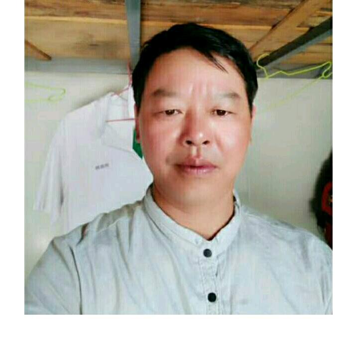 低调做人巜胡红》