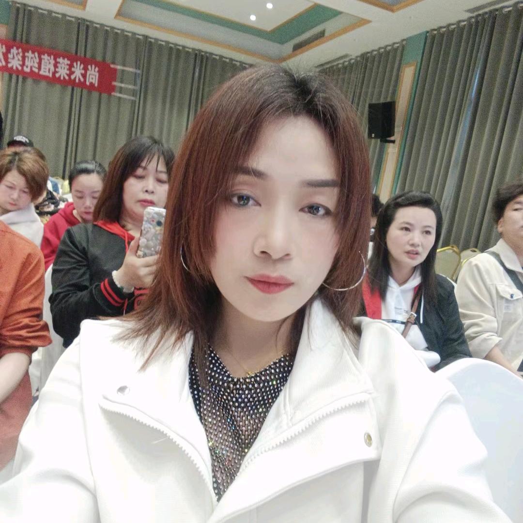 蓉儿，小号开播，不定时开播